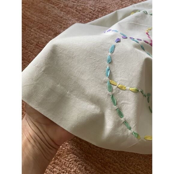 Harold’s Beige Pencil Skirt with Multicolor Embroidery - Size 2 - Picture 9 of 10